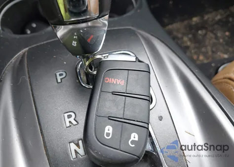 2016 Dodge Journey Crossroad Plus z USA, uszkodzony, nr VIN 3C4PDDGGXGT142740